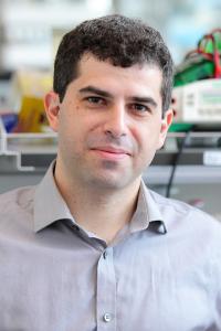 Dmitriy Aronov, PhD Profile Headshot