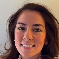 Lale Ozcan Profile Headshot