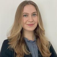 Eva Pearlman