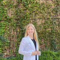 Headshot of Sara Liszeski